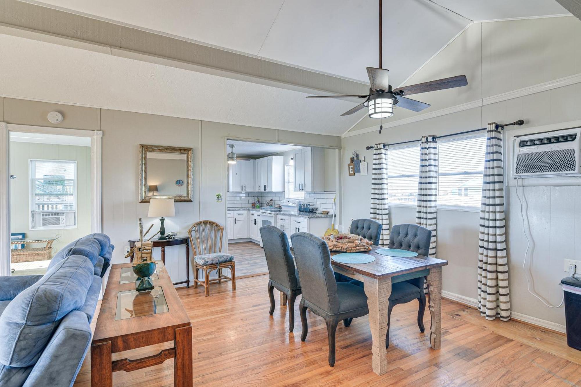 Second-Row Surfside Beach House Newly Renovated! Ngoại thất bức ảnh